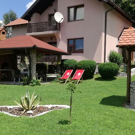 Apartments Dedic Dubrave Gornje Exterior photo